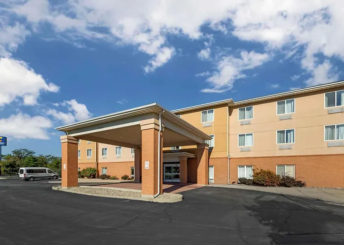 Comfort Inn&Suites Porter near Indiana Dunes