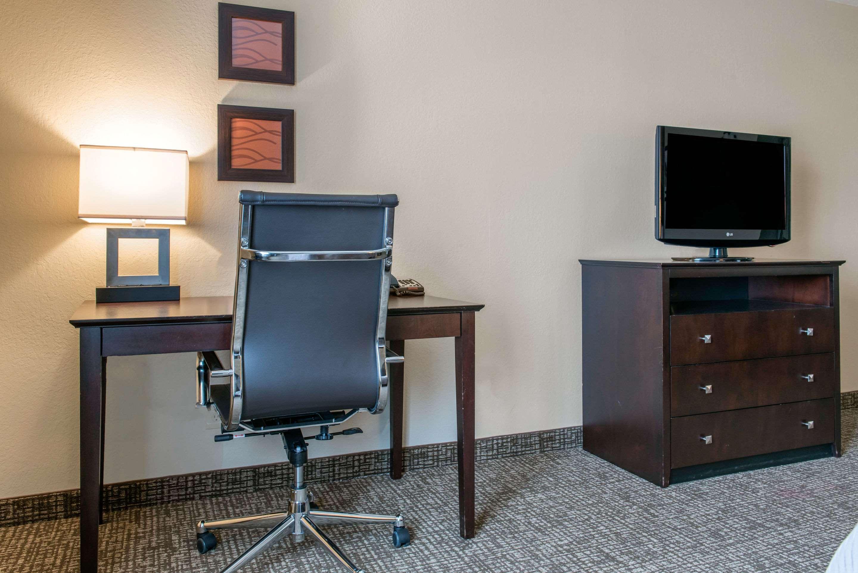 Comfort Inn&suites Near Indiana Dunes Hotel