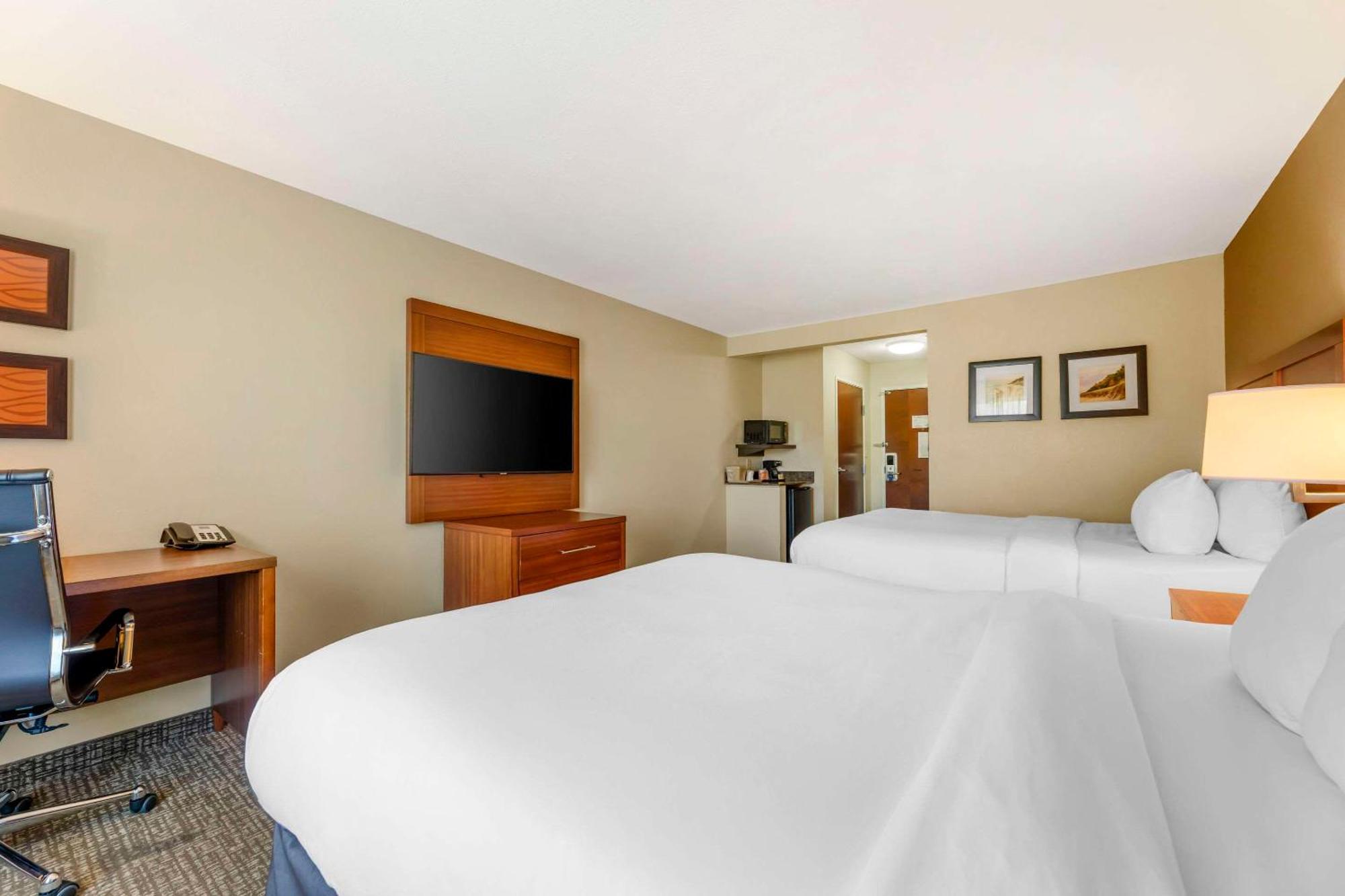 Comfort Inn&suites Near Indiana Dunes 2* Porter