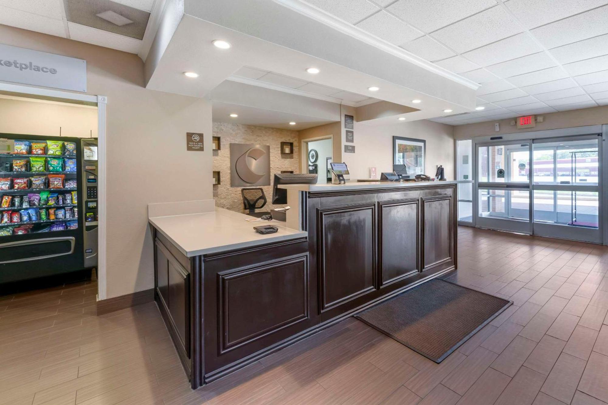 Comfort Inn&suites Near Indiana Dunes Hotel 2*