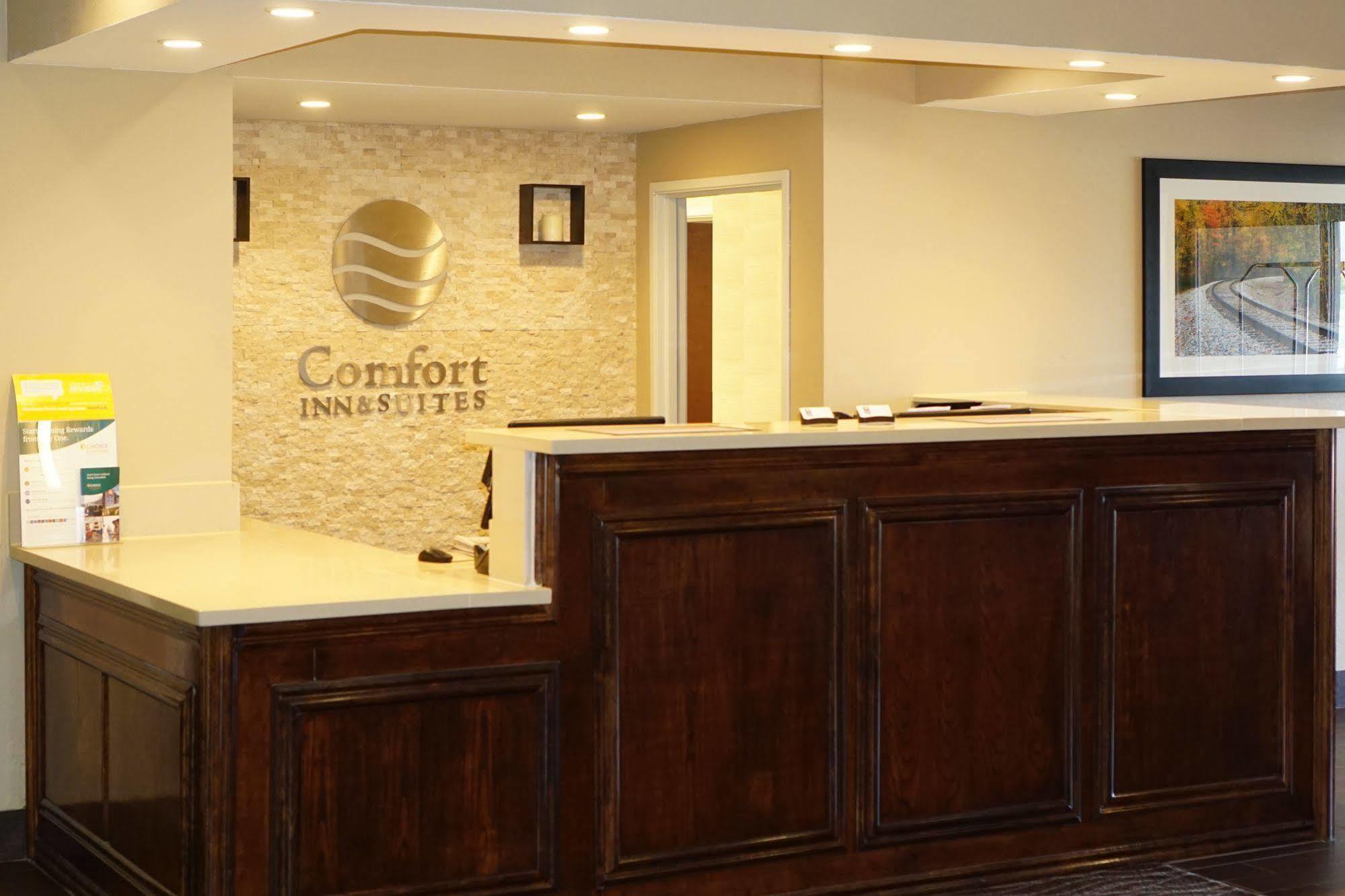 Comfort Inn&suites Near Indiana Dunes