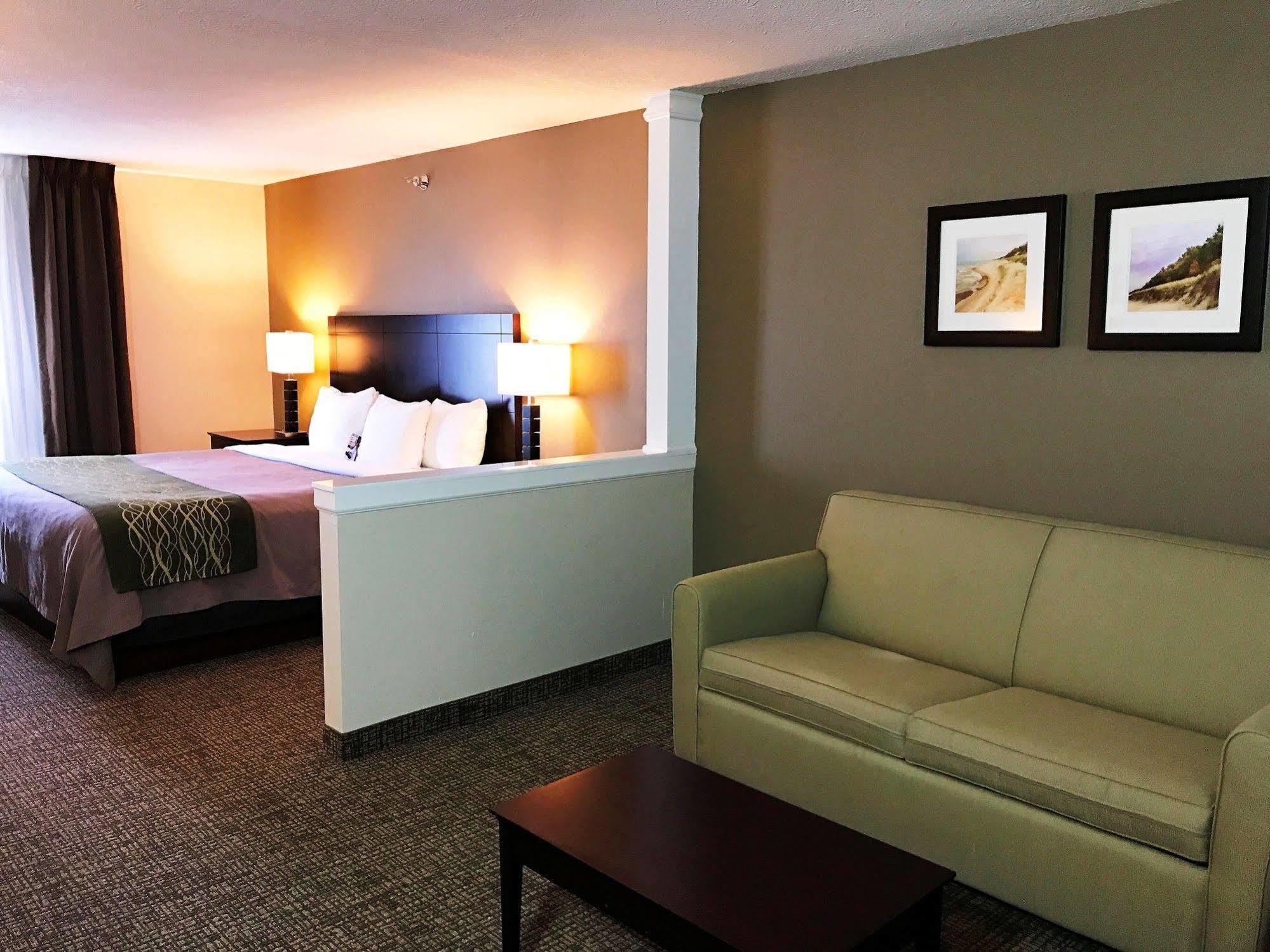 Comfort Inn&suites Near Indiana Dunes Hotel