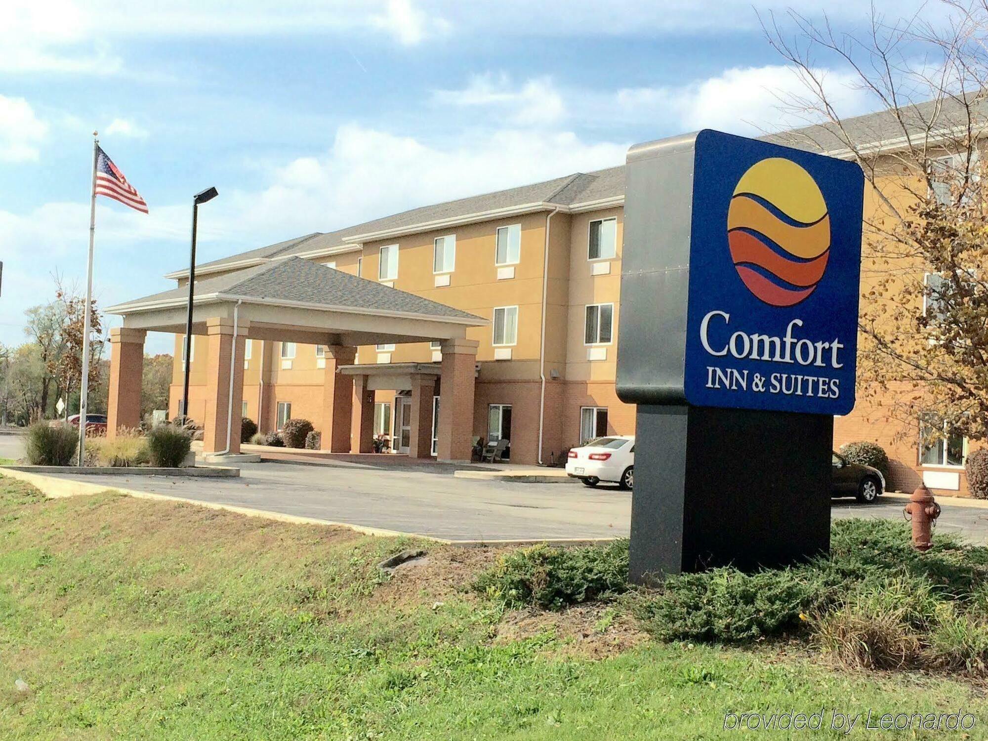 Comfort Inn&suites Near Indiana Dunes Porter