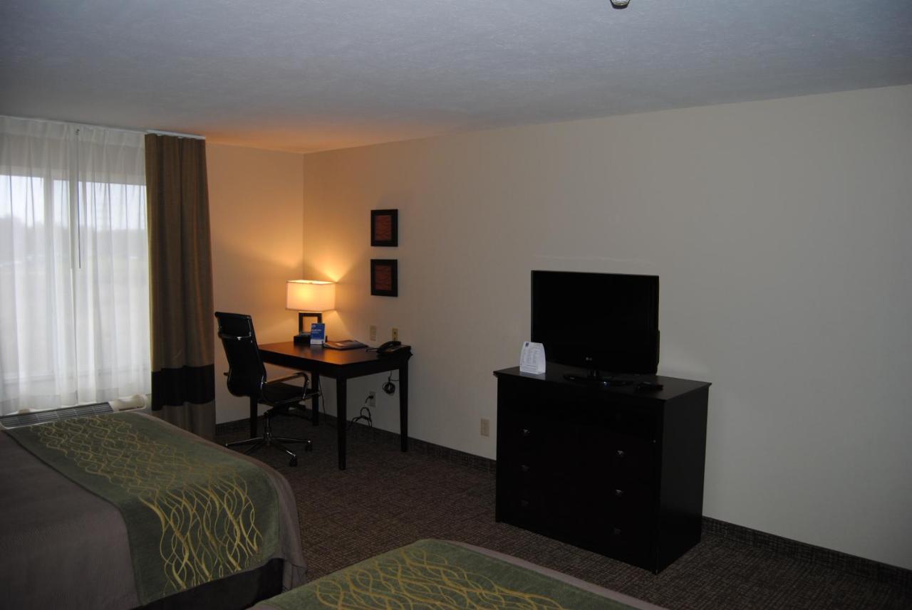 Comfort Inn&suites Near Indiana Dunes