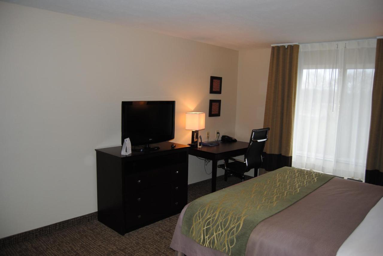 Hotel Comfort Inn&suites Near Indiana Dunes