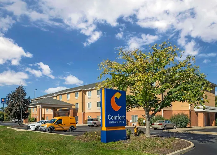 Comfort Inn & Suites Near Indiana Dunes State Park